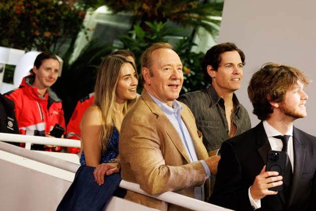 Kevin Spacey Descente des marches du film The man I love lors du 79ème Festival International du Film de Cannes, le 20 mai 2026 Jacovides Moreau Bestimage People leaving the red carpet for The man I love at the 79th Cannes International Film Festival on May 20, 2026 Cannes France  Copyright: xJACOVIDES-MOREAUx xBESTIMAGExJACOVIDES-MOREAUx xBESTIMAGEx