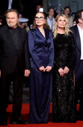 Franco Nero, Ornella Muti, Isabella Ferrari Montée des marches du film Roma elastica lors du 79ème Festival International du Film de Cannes, le 20 mai 2026 Jacovides Moreau Bestimage Red carpet for Roma elastica at the 79th Cannes International Film Festival on May 20, 2026 Cannes France  Copyright: xJACOVIDES-MOREAUx xBESTIMAGExJACOVIDES-MOREAUx xBESTIMAGEx