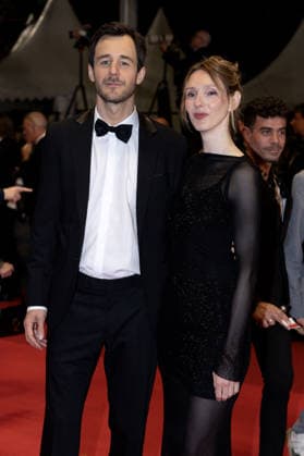 Bertrand Usclat, Pauline Clément Montée des marches du film Roma elastica lors du 79ème Festival International du Film de Cannes, le 20 mai 2026 Olivier Borde Bestimage Red carpet for Roma elastica at the 79th Cannes International Film Festival on May 20, 2026 Cannes France  Copyright: xOLIVIERxBORDEx xBESTIMAGExOLIVIERxBORDEx xBESTIMAGEx