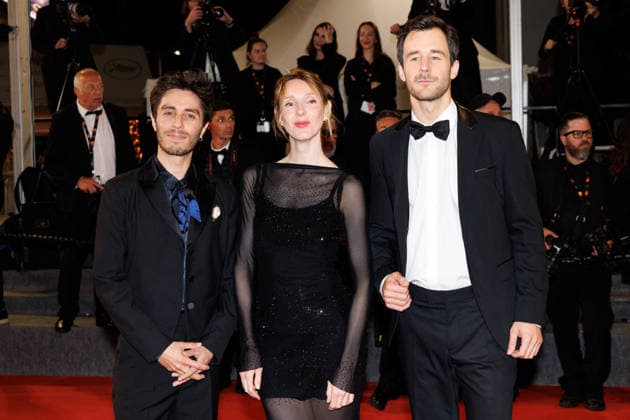 Bertrand Usclat, Pauline Clément, Martin Darondeau Montée des marches du film Roma elastica lors du 79ème Festival International du Film de Cannes, le 20 mai 2026 Jacovides Moreau Bestimage Red carpet for Roma elastica at the 79th Cannes International Film Festival on May 20, 2026 Cannes France  Copyright: xJACOVIDES-MOREAUx xBESTIMAGExJACOVIDES-MOREAUx xBESTIMAGEx
