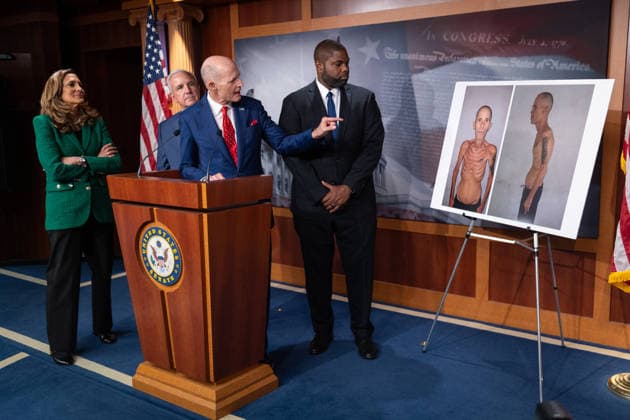 Florida GOP holds press conference on Cuba WASHINGTON, DC - MAY 20: Senator Rick Scott (2nd R) speaks at a press conference with Congressman Byron Donalds (R), Congressman Carlos Gimenez (2nd L) and Congresswoman Maria Salazar (L) to discuss the Department of Justice’s indictment of Raul Castro, at the U.S. Capitol in Washington, DC on May 20, 2026. Nathan Posner Anadolu Washington United States. Editorial use only. Please get in touch for any other usage.  Copyright: x2026xAnadoluxNathanxPosnerx