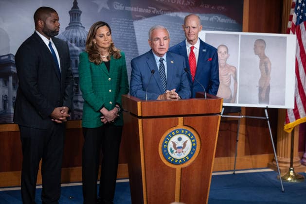 Florida GOP holds press conference on Cuba WASHINGTON, DC - MAY 20: Congressman Carlos Gimenez (2nd R) speaks at a press conference with Senator Rick Scott (R), Congressman Byron Donalds (L), and Congresswoman Maria Salazar (2nd L) to discuss the Department of Justice’s indictment of Raul Castro, at the U.S. Capitol in Washington, DC on May 20, 2026. Nathan Posner Anadolu Washington United States. Editorial use only. Please get in touch for any other usage.  Copyright: x2026xAnadoluxNathanxPosnerx