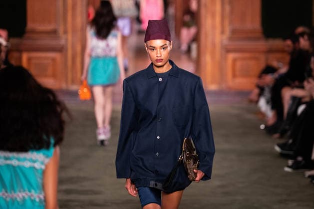 The Louis Vuitton Cruise 2027 Runway - NYC Models walk the runway during the Louis Vuitton 2027 collection fashion show at the Frick Collection in New York City, NY, USA on May 20, 2026. Photo by Adam Gray ABACAPRESS.COM New York City United States  Copyright: xGrayxAdam ABACAx