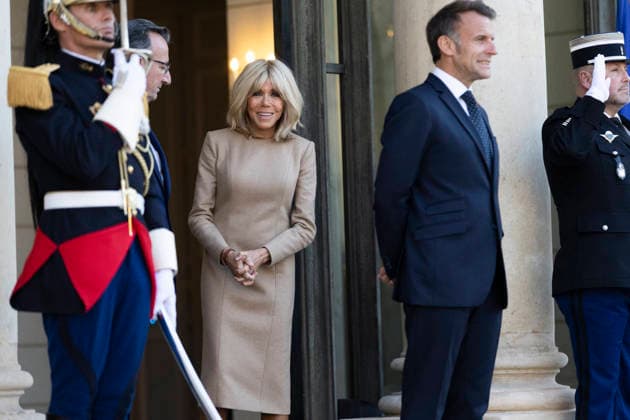 President Macron Welcomes Papua New Guinea PM Marape - Paris Brigitte Macron, First Lady of France, before Emmanuel Macron received James Marape, Prime Minister of Papua New Guinea, at the Élysée Palace in Paris on 20 May 2026, as part of bilateral partnerships in the Indo-Pacific region in the fields of security and defence, the fight against illegal fishing, biodiversity and sustainable development. Photo by Jeremy Paoloni ABACAPRESS.COM Paris France  Copyright: xPaolonixJeremy ABACAx