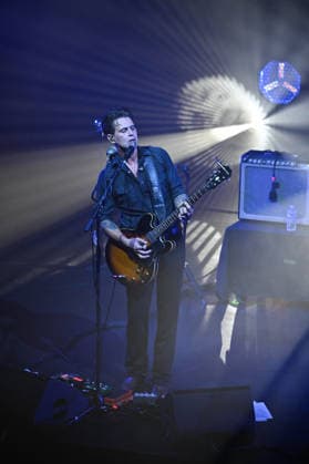 Manu Lanvin Performs At The Forum - Vaureal Manu Lanvin performs at the Forum in Vauréal, France on May 20, 2026. Photo by Christophe Meng ABACAPRESS.COM Vaureal France  Copyright: xMengxChristophe ABACAx