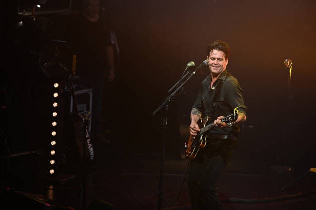 Manu Lanvin Performs At The Forum - Vaureal Manu Lanvin performs at the Forum in Vauréal, France on May 20, 2026. Photo by Christophe Meng ABACAPRESS.COM Vaureal France  Copyright: xMengxChristophe ABACAx