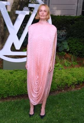 Celebs at The Louis Vuitton Cruise 2027 - NYC Lara Worthington attends the 2027 Cruise Louis Vuitton show at The Frick Collection in New York on May 20, 2026. Photo by Charles Guerin ABACAPRESS.COM New York City NY United States  Copyright: xGuerinxCharles ABACAx