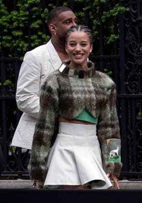 May 20, 2026, New York, Ny, United States: Chase Infiniti attends the Louis Vuitton Cruise 2027 Show. Held at The Frick Collection in New York. Zuma Press May 20, 2026. New York United States - ZUMAp281 20260520_zea_p281_046 Copyright: xPhotoxImagexPressx