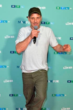 Hendrik Duryn bei der Premiere der 10. Staffel der RTL Serie Der Lehrer im Colosseum. Berlin, 20.05.2026 *** Hendrik Duryn at the premiere of the 10th season of the RTL series Der Lehrer at the Colosseum Berlin, 20 05 2026 Foto:xM.xBehrensx xFuturexImagex lehrer_6502