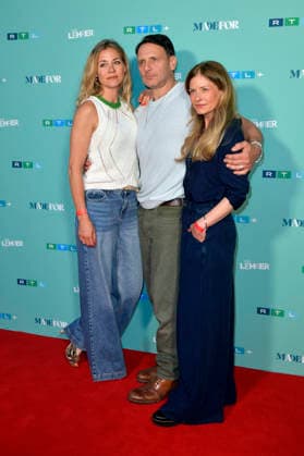 Jessica Ginkel, Hendrik Duryn und Birte Hanusrichter bei der Premiere der 10. Staffel der RTL Serie Der Lehrer im Colosseum. Berlin, 20.05.2026 *** Jessica Ginkel, Hendrik Duryn and Birte Hanusrichter at the premiere of the 10th season of the RTL series Der Lehrer at the Colosseum Berlin, 20 05 2026 Foto:xM.xBehrensx xFuturexImagex lehrer_6533