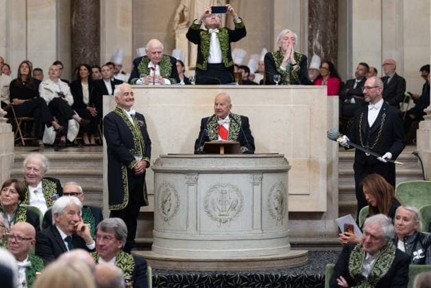 Guy Savoy, Marc Ladreit de Lacharrière Multi-star French chef Guy Savoy has just been officially installed as a member of the Académie des Beaux Arts A ceremony that took place under the dome of the Institut de France, in Paris, France, on May 20, 2026 This is the first time a chef has joined the prestigious institution Julien Sarkissian Bestimage French chef Guy Savoy during his investiture ceremony at the Académie des Beaux Arts in Paris, France, on May 20, 2026 Paris France  Copyright: xJulienxSarkissianx xBestimagexJulienxSarkissianx xBestimagex