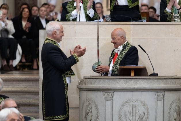 Guy Savoy, Marc Ladreit de Lacharrière Multi-star French chef Guy Savoy has just been officially installed as a member of the Académie des Beaux Arts A ceremony that took place under the dome of the Institut de France, in Paris, France, on May 20, 2026 This is the first time a chef has joined the prestigious institution Julien Sarkissian Bestimage French chef Guy Savoy during his investiture ceremony at the Académie des Beaux Arts in Paris, France, on May 20, 2026 Paris France  Copyright: xJulienxSarkissianx xBestimagexJulienxSarkissianx xBestimagex