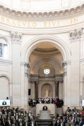 Guy Savoy, French multi-star chef Guy Savoy, has just been officially installed as a member of the Académie des Beaux Arts A ceremony that took place under the dome of the Institut de France, in Paris, France, on May 20, 2026 This is the first time a chef has joined the prestigious institution Julien Sarkissian Bestimage French chef Guy Savoy during his investiture ceremony at the Académie des Beaux Arts in Paris, France, on May 20, 2026 Paris France  Copyright: xJulienxSarkissianx xBestimagexJulienxSarkissianx xBestimagex