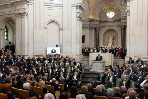 Guy Savoy, French multi-star chef Guy Savoy, has just been officially installed as a member of the Académie des Beaux Arts A ceremony that took place under the dome of the Institut de France, in Paris, France, on May 20, 2026 This is the first time a chef has joined the prestigious institution Julien Sarkissian Bestimage French chef Guy Savoy during his investiture ceremony at the Académie des Beaux Arts in Paris, France, on May 20, 2026 Paris France  Copyright: xJulienxSarkissianx xBestimagexJulienxSarkissianx xBestimagex