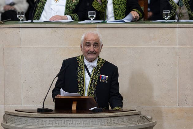 Guy Savoy, French multi-star chef Guy Savoy, has just been officially installed as a member of the Académie des Beaux Arts A ceremony that took place under the dome of the Institut de France, in Paris, France, on May 20, 2026 This is the first time a chef has joined the prestigious institution Julien Sarkissian Bestimage French chef Guy Savoy during his investiture ceremony at the Académie des Beaux Arts in Paris, France, on May 20, 2026 Paris France  Copyright: xJulienxSarkissianx xBestimagexJulienxSarkissianx xBestimagex