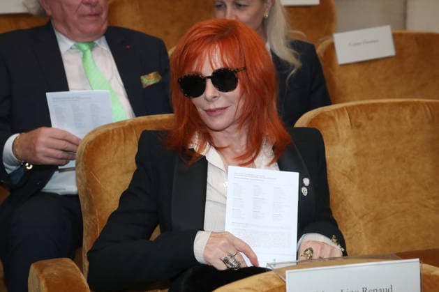 Exclusive Mylène Farmer Guy Savoy is inducted into the Académie des Beaux Arts, under the dome of the Institut de France in Paris, France, on May 20, 2026 Bertrand Rindoff Bestimage Exclusive For Germany call for price French chef Guy Savoy during his investiture ceremony at the Académie des Beaux Arts in Paris, France, on May 20, 2026 Paris France  Copyright: xBERTRANDxRINDOFFxPETROFFx xBESTIMAGExBERTRANDxRINDOFFxPETROFFx xBESTIMAGEx