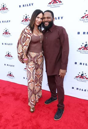 15th Annual Sugar Ray Leonard Foundation s Big Fighters, Big Cause Charity Boxing Night Marina del Rey CA May 20: Anthony Anderson, Debbe Dunning at the 15th Annual Sugar Ray Leonard Foundation s Big Fighters, Big Cause Charity Boxing Night held at The Ritz-Carlton, Marina del Rey in Marina del Rey, CA. on May 20, 2026 Credit: AdMedia Marina del Rey CA United States EDITORIAL USE ONLY  Copyright: xx ADx admphotostwo991360