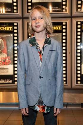 ABB JACOBS- Milo Eisenblätter Eisenblaetter bei der Sondervorfuehrung des KIno Films Tod meiner Jugend im Kino in der Kulturbrauerei 20.05.2026 in Berlin Berlin Deutschland *** ABB JACOBS Milo Eisenblätter Eisenblaetter at the special screening of the KIno film Tod meiner Jugend at the cinema in the Kulturbrauerei 20 05 2026 in Berlin Berlin Germany