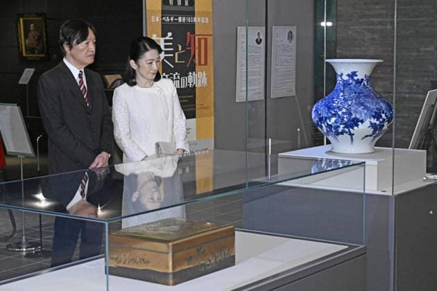 Crown prince, crown princess at exhibition Japanese Crown Prince Fumihito and Crown Princess Kiko visit a special exhibition marking the 160th anniversary of the signing of the amity between Japan and Belgium at Kokugakuin University Museum in Tokyo on May 21, 2026. (Pool photo)  A14AA0005593061P
