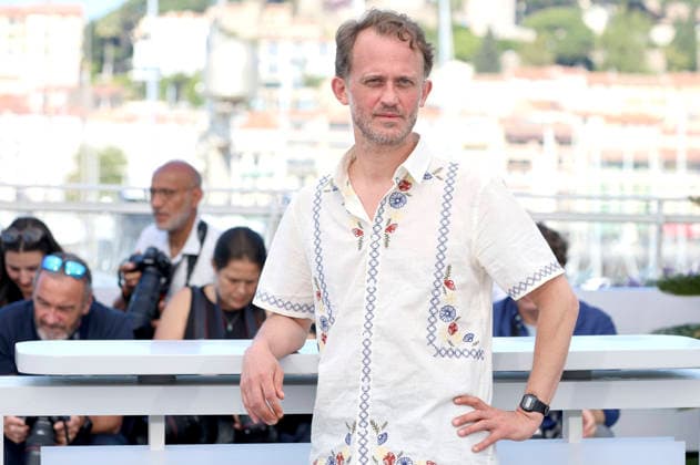 Emmanuel Marre at the photocall for the feature film Notre salut A Man of His Time at the Festival de Cannes 2026 79 Cannes International Film Festival at the Palais des Festivals Cannes, 21 05 2026 Foto:xD.xBedrosianx xFuturexImagex salut_6531