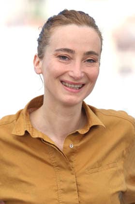 Sandrine Blancke at the photocall for the feature film Notre salut A Man of His Time at the Festival de Cannes 2026 79 Cannes International Film Festival at the Palais des Festivals Cannes, 21 05 2026 Foto:xD.xBedrosianx xFuturexImagex salut_6536
