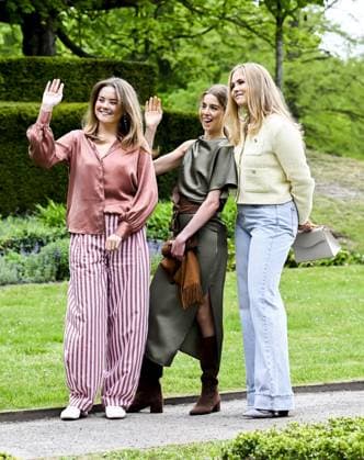 Den Haag, The Netherlands, 2026-05-21 11:48:32 THE HAGUE, 21-05-2026, Clingendael Spring Royal House photo session 2026 at Clingendael in The Hague PHOTO: NLBeeld Patrick van EmstIn the photo: Princess Amalia, Princess Ariane and Princess Alexia Credit: NL Beeld Patrick van Emst  Copyright: xx x