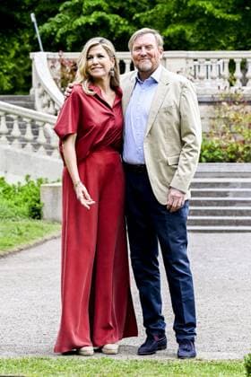 Royal Family Spring Photo Session 2026, Den Haag, The Netherlands King Willem-Alexander and Queen Maxima during spring photo session 2026 at Clingendael in The Hague, Netherlands on May 21, 2026. Photo by NL Beeld Patrick van Emst Bruno Press ABACAPRESS.COM The Hague Netherlands  Copyright: xBrunoxPress ABACAx