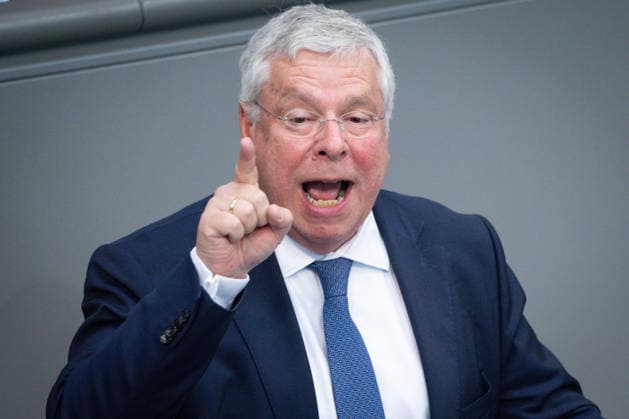 Deutscher Bundestag, 80. Plenarsitzung Juergen Hardt (CDU) im Portrait bei seiner Rede zum Tagesordnungspunkt Einsetzung eines UA: Angriff auf die Nordstream-Pipelines bei der 80. Sitzung des Deutschen Bundestag in Berlin, 21.05.2026 Berlin Berlin Deutschland *** German Bundestag, 80th plenary session Juergen Hardt CDU in portrait during his speech on the agenda item Establishment of a UA attack on the Nordstream pipelines at the 80th session of the German Bundestag in Berlin, 21 05 2026 Berlin Berlin Germany
