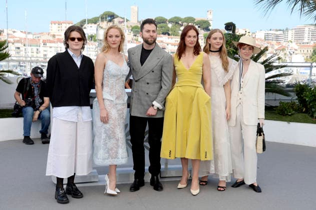 Elizabeth Siegal, Maika Monroe, Zachary Wigon, Ruth Wilson, Evie Templeton und Virigina Feito beim Photocall zum Kinofilm Victorian Psycho auf dem Festival de Cannes 2026 79. Internationale Filmfestspiele von Cannes am Palais des Festivals. Cannes, 21.05.2026 *** Elizabeth Siegal, Maika Monroe, Zachary Wigon, Ruth Wilson, Evie Templeton and Virigina Feito at the photocall for the feature film Victorian Psycho at the Festival de Cannes 2026 79 Cannes International Film Festival at the Palais des Festivals Cannes, 21 05 2026 Foto:xD.xBedrosianx xFuturexImagex psycho_6501