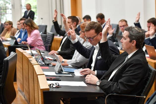 Es fand die Plenarsitzung im Saarbrücker Landtag am Mittwoch (20.05.2026) statt. Im Bild: *** The plenary session took place in the Saarbrücken state parliament on Wednesday 20 05 2026 In the picture bub