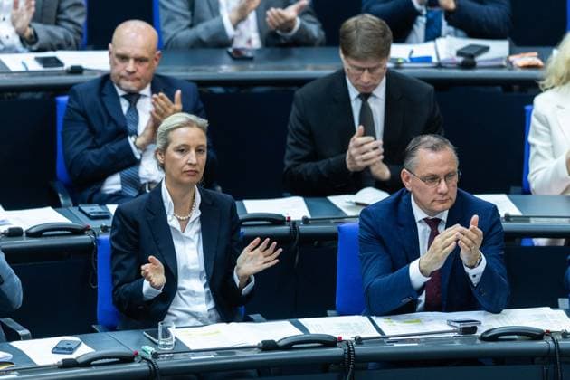 80. Sitzung des Deutschen Bundestages am 21.05.2026 im Plenarsaal des Reichstagsgebäudes in Berlin Alice Weidel ( Fraktionsvorsitzende Alternative für Deutschland AfD ), links - Tino Chrupalla ( Fraktionsvorsitzender Alternative für Deutschland AfD ), rechts *** 80 Session of the German Bundestag on 21 05 2026 in the plenary chamber of the Reichstag building in Berlin Alice Weidel parliamentary group leader Alternative for Germany AfD , left Tino Chrupalla parliamentary group leader Alternative for Germany AfD , right xJRx