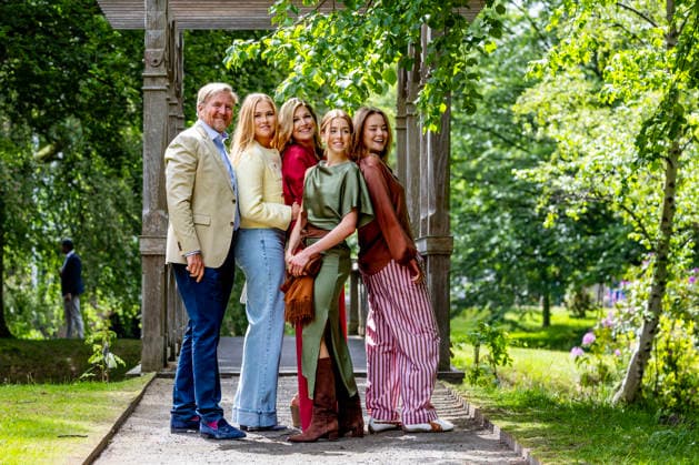 21-05-2026 Clingendaal Queen Maxima and King Willem-Alexander with Princess Amalia and Princess Alexia and Princess Ariane pose for the media during the annual photo session in the Hollandse Tuin in parc Clingendael in The Hague. Â  Copyright: xPPEx