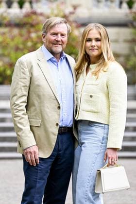 Den Haag, The Netherlands, 2026-05-21 11:54:52 THE HAGUE, 21-05-2026, Clingendael Spring Royal House photo session 2026 at Clingendael in The Hague PHOTO: NLBeeldIn the photo: King Willem-Alexander with Princess Amalia Credit: NL Beeld Patrick van Emst  Copyright: xx x