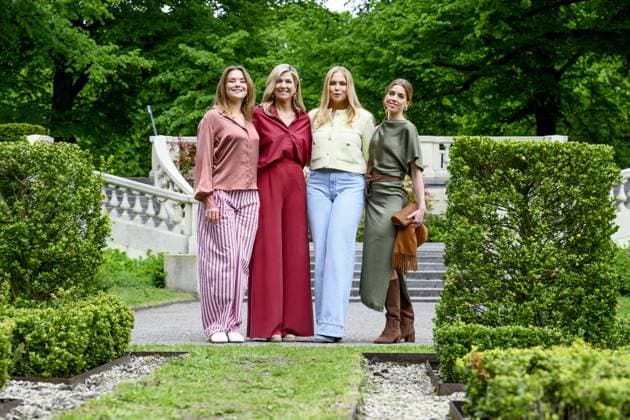 Den Haag, The Netherlands, 2026-05-21 11:51:33 THE HAGUE, 21-05-2026, Clingendael Spring Royal House photo session 2026 at Clingendael in The Hague PHOTO: NLBeeld Patrick van EmstIn the photo: Princess Amalia, Princess Ariane and Princess Alexia with Queen Maxima Credit: NL Beeld Patrick van Emst  Copyright: xx x