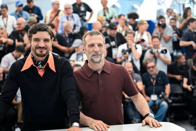 79ème Festival International du Film de Cannes Photocall with De Gaulle lâge de fer 79th International Cannes Film Festival Photocall with De Gaulle movie cast 456581 2026 05 21 France Schneider, Niels Kassovitz, Mathieu  Copyright: xSergexArnalx xStarfacex STAR_456581_004