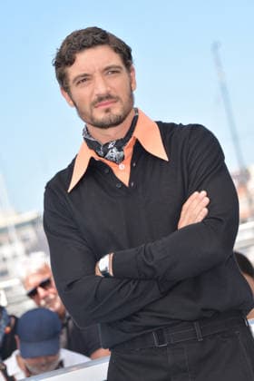 79ème Festival International du Film de Cannes Photocall du film La bataille De Gaulle lâge de fer 79th Cannes International Film Festival 79eme Festival de CANNES LA BATAILLE DE GAULLE LAGE DE FER Photocall Niels Schneider poses during the La Bataille De Gaulle LÂge De Fer De Gaulle Tilting Iron photocall 456591 2026 05 21 Cannes France  Copyright: xThomasxBohlenx STAR_456591_008