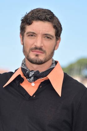79ème Festival International du Film de Cannes Photocall du film La bataille De Gaulle lâge de fer 79th Cannes International Film Festival 79eme Festival de CANNES LA BATAILLE DE GAULLE LAGE DE FER Photocall Niels Schneider poses during the La Bataille De Gaulle LÂge De Fer De Gaulle Tilting Iron photocall 456591 2026 05 21 Cannes France  Copyright: xThomasxBohlenx STAR_456591_033