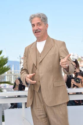 79ème Festival International du Film de Cannes Photocall du film La bataille De Gaulle lâge de fer 79th Cannes International Film Festival 79eme Festival de CANNES LA BATAILLE DE GAULLE LAGE DE FER Photocall Simon Abkarian poses during the La Bataille De Gaulle LÂge De Fer De Gaulle Tilting Iron photocall 456591 2026 05 21 Cannes France  Copyright: xThomasxBohlenx STAR_456591_040