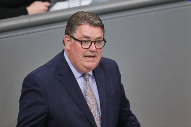 Berlin, Deutschland, 21.05.2026: Deutscher Bundestag: 80. Bundestagssitzung: Ansgar Heveling (CDU) bei seiner letzten Rede im Bundestag *** Berlin, Germany, 21 05 2026 German Bundestag 80 Bundestag session Ansgar Heveling CDU during his last speech in the Bundestag Copyright: xdtsxNachrichtenagenturx dts_119830