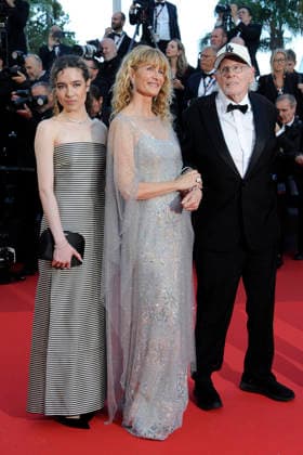 Jaya Harper, Laura Dern und Bruce Dern bei der Premiere des Kinofilms La bataille de Gaulle: L Ã¢ge de fer De Gaulle: Tilting Iron auf dem Festival de Cannes 2026 79. Internationale Filmfestspiele von Cannes im Palais des Festivals. Cannes, 20.05.2026 *** Jaya Harper, Laura Dern and Bruce Dern at the premiere of the feature film La bataille de Gaulle L Ã¢ge de fer De Gaulle Tilting Iron at the Festival de Cannes 2026 79 Cannes International Film Festival at the Palais des Festivals Cannes, 20 05 2026 Foto:xD.xBedrosianx xFuturexImagex iron_6559