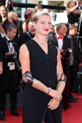 Bebe Vio Grandis Montée des marches du film La bola negra lors du 79ème Festival International du Film de Cannes, le 21 mai 2026 Jacovides Moreau Bestimage Red carpet for La bola negra at the 79th Cannes International Film Festival on May 21, 2026 Cannes France  Copyright: xJACOVIDES-MOREAUx xBESTIMAGExJACOVIDES-MOREAUx xBESTIMAGEx