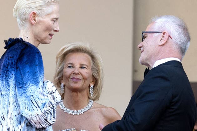 Tilda Swinton, Iris Knobloch, Thierry Frémaux Montée des marches du film La bola negra lors du 79ème Festival International du Film de Cannes, le 21 mai 2026 Olivier Borde Bestimage Red carpet for La bola negra at the 79th Cannes International Film Festival on May 21, 2026 Cannes France  Copyright: xOLIVIERxBORDEx xBESTIMAGExOLIVIERxBORDEx xBESTIMAGEx