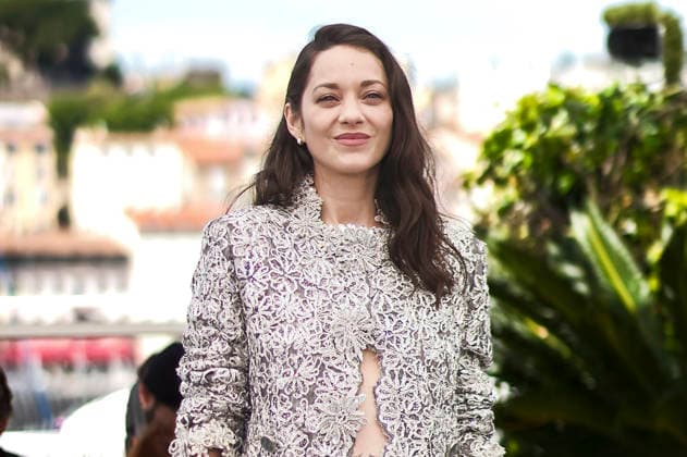 Marion Cotillard beim Photocall zum Kinofilm Roma Elastica auf dem Festival de Cannes 2026 79. Internationale Filmfestspiele von Cannes am Palais des Festivals. Cannes, 21.05.2026 *** Marion Cotillard at the photocall for the feature film Roma Elastica at the Festival de Cannes 2026 79 Cannes International Film Festival at the Palais des Festivals Cannes, 21 05 2026 Foto:xJ.xEdwardsx xFuturexImagex elastica_6407