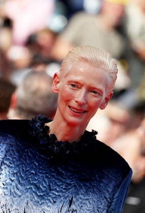 Tilda Swinton Montée des marches du film La bola negra lors du 79ème Festival International du Film de Cannes, le 21 mai 2026 Jacovides Moreau Bestimage Red carpet for La bola negra at the 79th Cannes International Film Festival on May 21, 2026 Cannes France  Copyright: xJACOVIDES-MOREAUx xBESTIMAGExJACOVIDES-MOREAUx xBESTIMAGEx