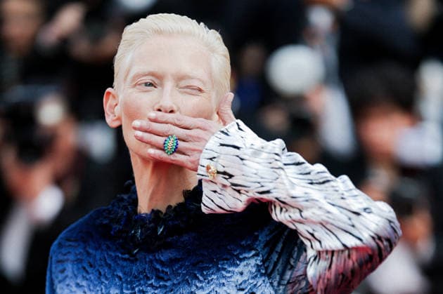 Entertainment Bilder des Tages 79ème Festival International du Film de Cannes Montée des marches du film Bola Negra 79th International Cannes Film Festival red carpet La Bola negra with Tilda Swinton 456607 2026 05 21 France  Copyright: xLionelxGuericolas MPPx STAR_456607_013