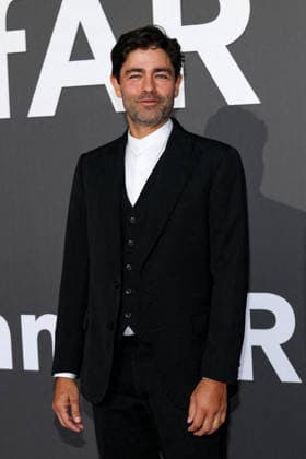 Adrian Grenier Photocall of the gala amfAR 2026 by Chopard at the Hôtel du Cap Eden Roc in Antibes, during the 79th Cannes International Film Festival On May 21, 2026 Jacovides Moreau Bestimage Photocall of the gala amfAR 2026 by Chopard during the 79th Cannes International Film Festival On May 21, 2026 in Cannes, France Cannes France  Copyright: xJACOVIDES-MOREAUx xBESTIMAGExJACOVIDES-MOREAUx xBESTIMAGEx