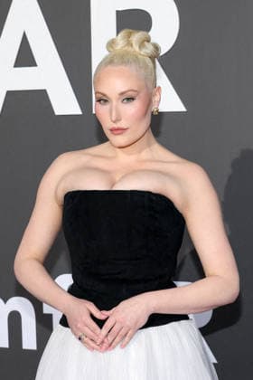 Hayley Hasselhoff Photocall of the gala amfAR 2026 by Chopard at the Hôtel du Cap Eden Roc in Antibes, during the 79th Cannes International Film Festival On May 21, 2026 Jacovides Moreau Bestimage Photocall of the gala amfAR 2026 by Chopard during the 79th Cannes International Film Festival On May 21, 2026 in Cannes, France Cannes France  Copyright: xJACOVIDES-MOREAUx xBESTIMAGExJACOVIDES-MOREAUx xBESTIMAGEx