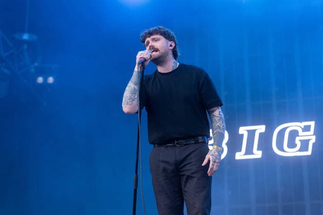 Big Special at Bearded Theory Festival at Catton Hall in Cambridge, UK on 21 May 2026 Joe Hicklin of Big Special at Bearded Theory Festival at Catton Hall in Cambridge, UK on 21 May 2026, Credit:Stephen Keable Avalon UK, Derbyshire, Cambridge, Catton Hall  Copyright: xStephenxKeablex xAvalonx 1103162916