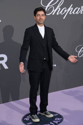2026 amfAR Gala Cannes - Antibes, France ANTIBES, FRANCE. May 21, 2026: Adrian Grenier at the 2026 amfAR Gala Cannes at the 79th Festival de Cannes. Picture: Paul Smith Featureflash Antibes France  Copyright: xPaulxSmithx xFeatureflashx