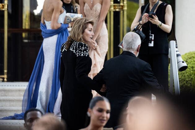 Richard Attias et sa femme Cécilia Photocall of the gala amfAR 2026 by Chopard à lHôtel du Cap Eden Roc à Antibes, lors du 79ème Festival International du Film de Cannes Le 21 mai 2026 Jacovides Moreau Bestimage Photocall of the gala amfAR 2026 by Chopard during the 79th Cannes International Film Festival On May 21, 2026 in Cannes, France Cap d Antibes France  Copyright: xJACOVIDES-MOREAUx xBESTIMAGExJACOVIDES-MOREAUx xBESTIMAGEx